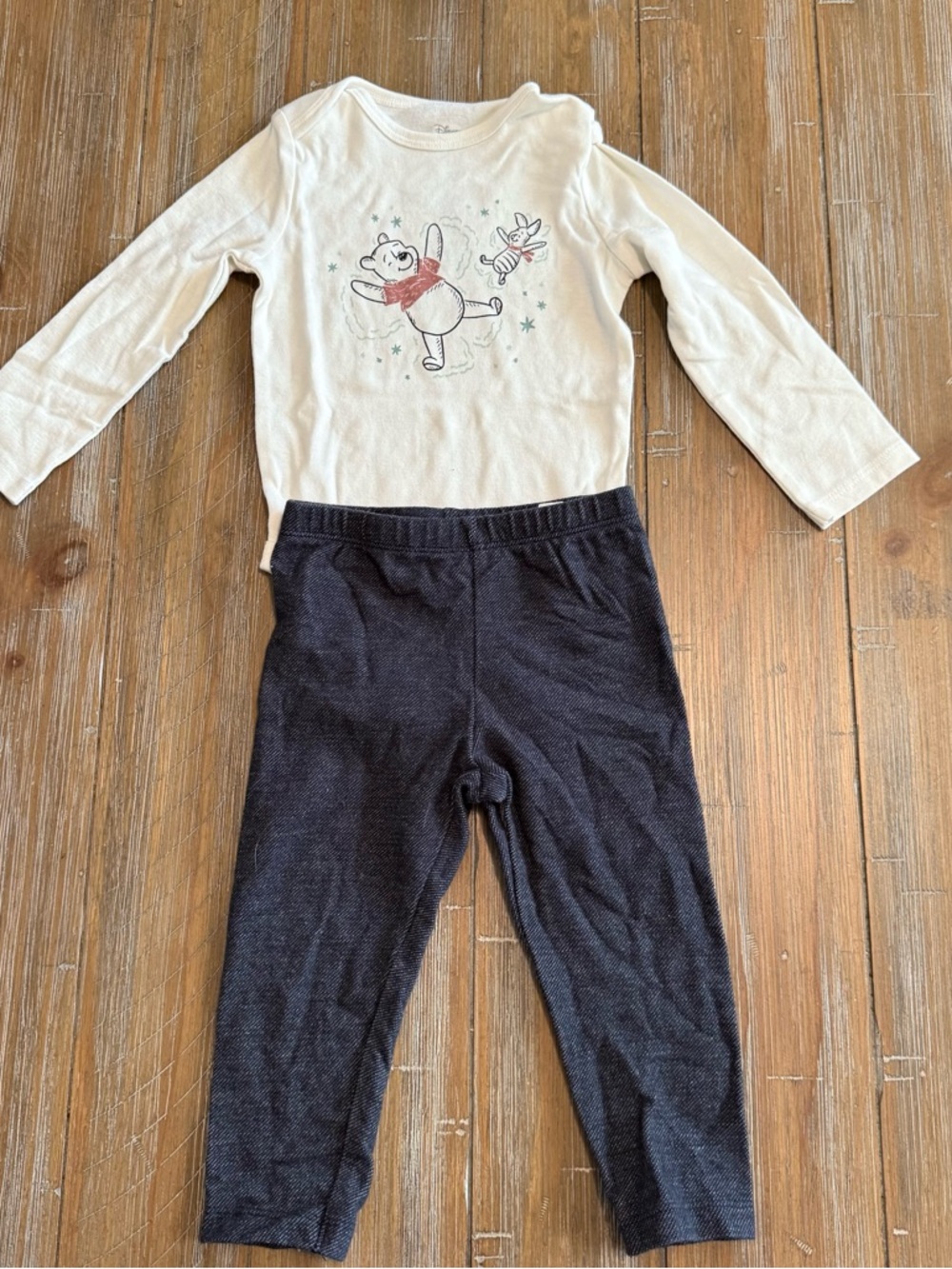 Baby girl Disney Winnie the Pooh onesie and leggings set